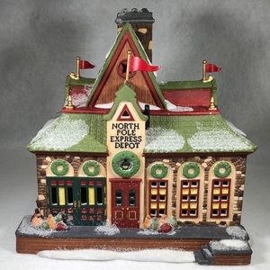 NWT Department 56 Heritage Village Collection